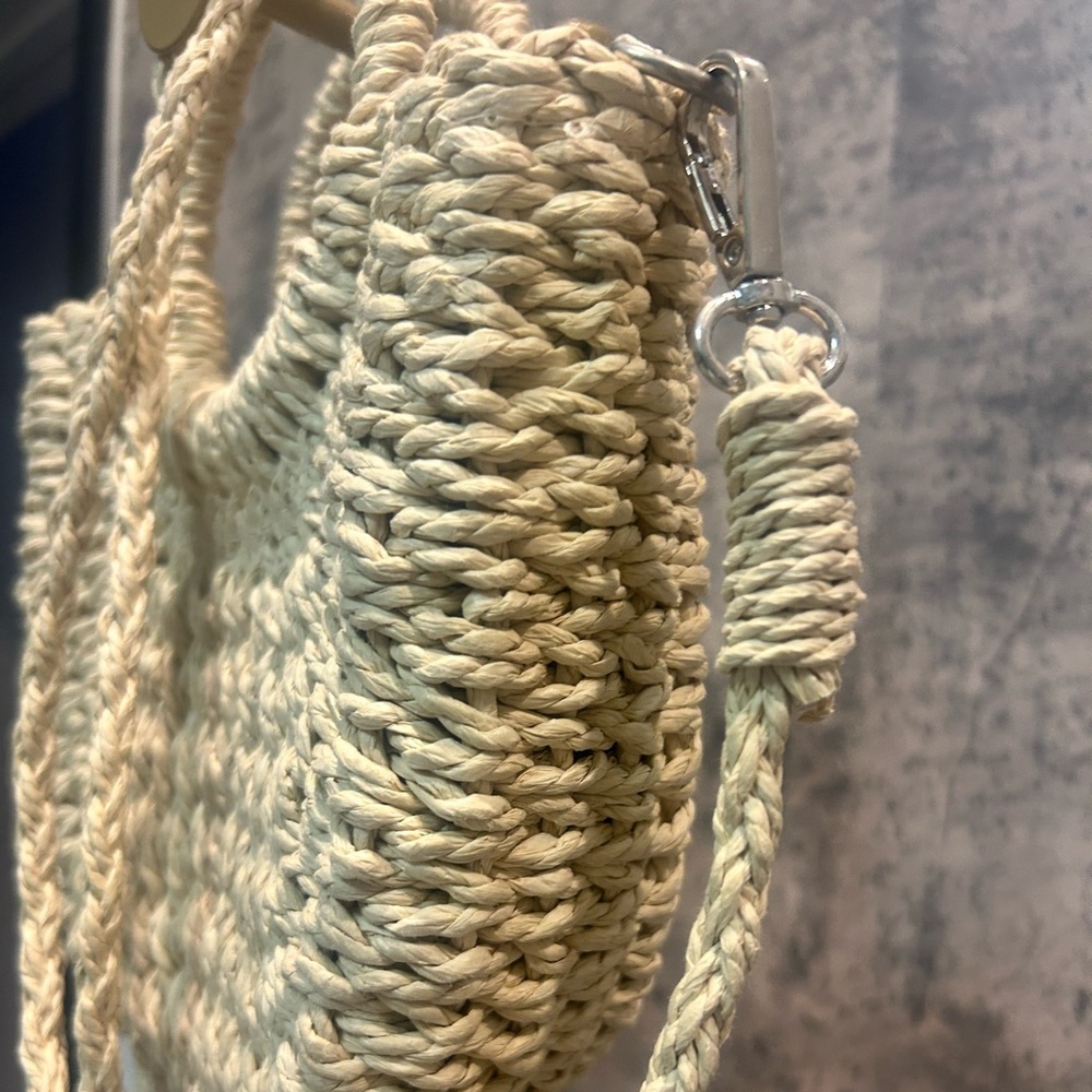 Woven Straw Half Moon Bag – Summer Rattan Crossbody Purse for Women - Picture 3 of 6